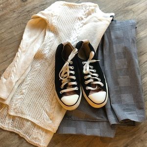 Black and Pink Low-top All-Star Converse